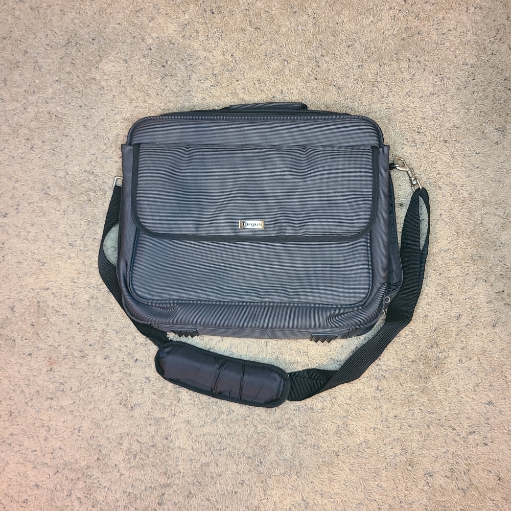 NWOT Targus Laptop Bag